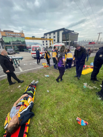 Samsun'da otobüs yan yattı: 9’u öğrenci, 11 yaralı