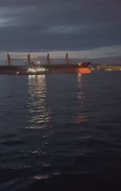 İstanbul Boğazı'nda gemi arızası; trafik çift yönlü askıya alındı -1