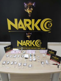 Manisa'da uyuşturucu operasyonuna 3 tutuklama