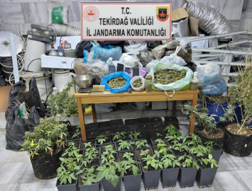 Kaçak elektrik kullanılarak uyuşturucu üretilen eve operasyon