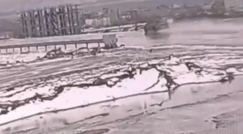 Bitlis'te otomobilin takla attığı kaza kamerada