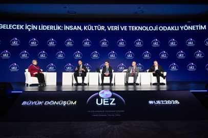 'Belirsizliğin normalleştiği bu dönemde liderlik ön plana çıkıyor'