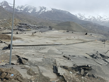 Hakkari'de heyelan riski nedeniyle katı atık tesisinde faaliyetler geçici olarak durdurdu