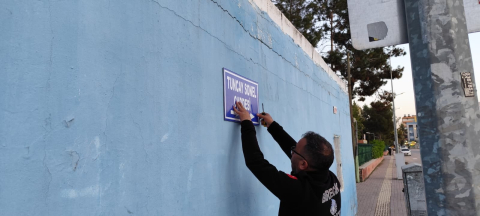 Tuncay Sonel’in adının verildiği cadde tabelası söküldü