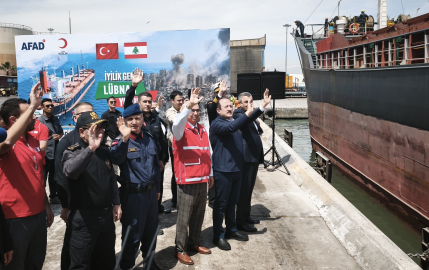Lübnan’a gidecek yardım gemisi, Mersin'den yola çıktı