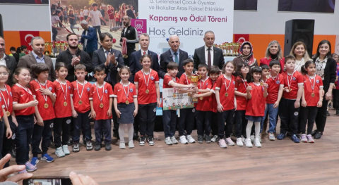 Geleneksel Ümraniye Spor Oyunları'nın kapanış töreni yapıldı