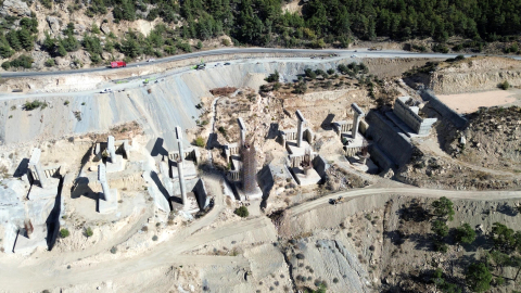 Bakan Uraloğlu: Silifke-Mut-Sertavul Yolu'nun yüzde 49'u tamamlandı