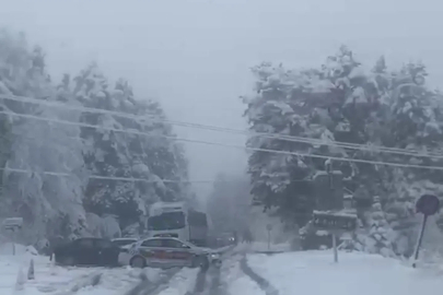 Bolu Dağı'nda kar yağışı (2)