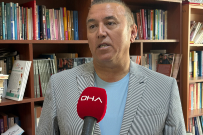 Prof. Dr. Dilci: Dijital mecralar manipülasyonla insan davranışlarını etkiliyor
