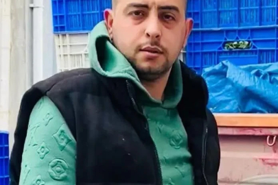 Refüje çarpan kamyonetin sürücüsü Tuncay, hayatını kaybetti