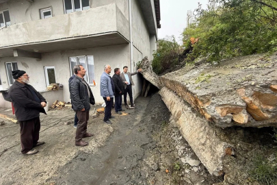 Almus'ta istinat duvarı çöktü