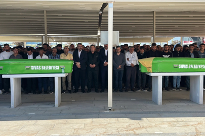 Trafik kazasında ölen Şahinkaya çifti son yolculuklarına uğurlandı