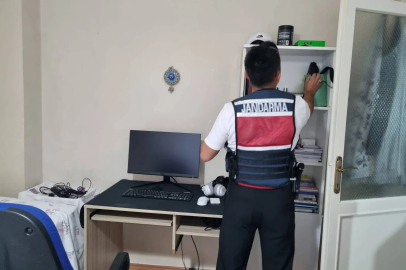 MİT kredi kartı şebekesini çökertti: 3 gözaltı