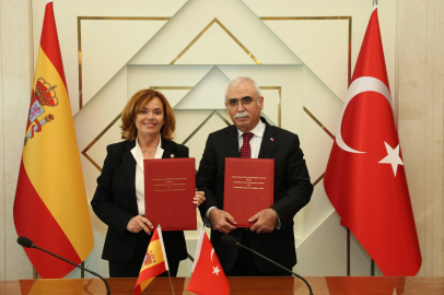 Türkiye ve İspanya Anayasa Mahkemesi arasında iş birliği anlaşması imzalandı