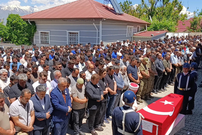 Kazada hayatını kaybeden uzman çavuş, son yolculuğuna uğurlandı